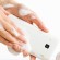 幫手機洗白白！日本推出可用梘液清洗的智能手機